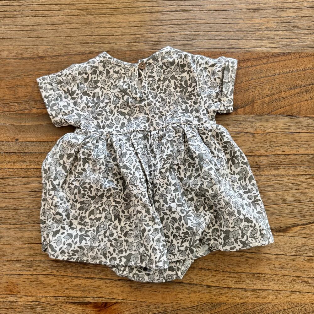 Quincy Mae Brielle Dress & Bloomers - Size 3-6 months - Picture 4 of 5